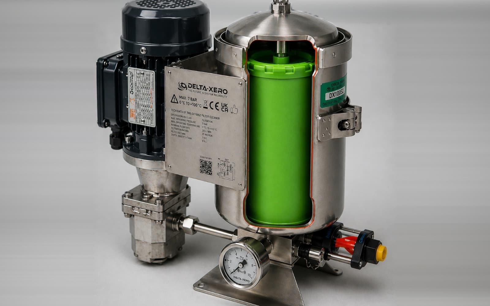 Cutaway of a Delta-Xero DX10052 filter cleaner, showing the cartridge inside the stainless housing